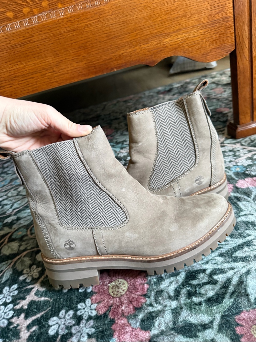 TIMBERLAND WOMEN'S COURMAYEUR VALLEY CHELSEA BOOT TAUPE